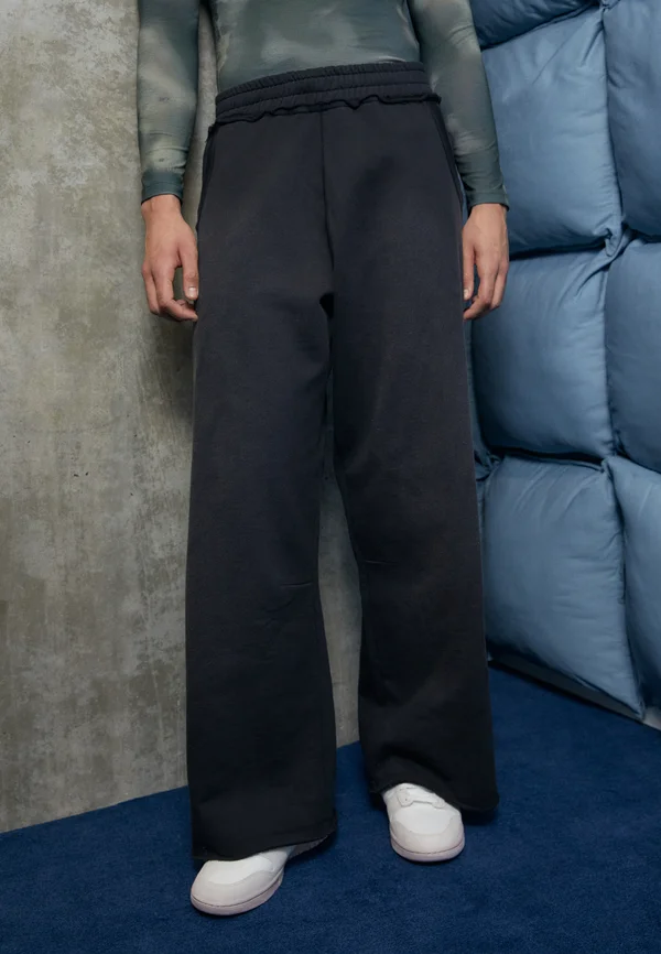 COLOSSUS BAGGY FIT JOGGER - Jogginghose - black