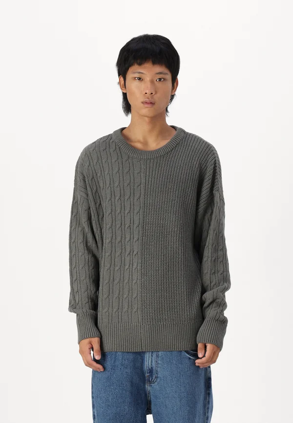 COMBINED - Strickpullover - grey