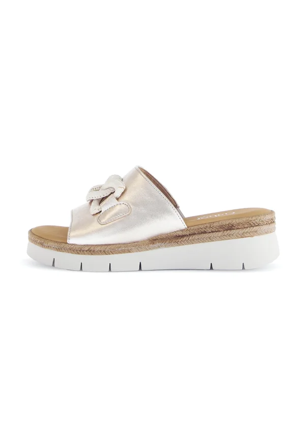 COMFORT - Pantolette flach - puder