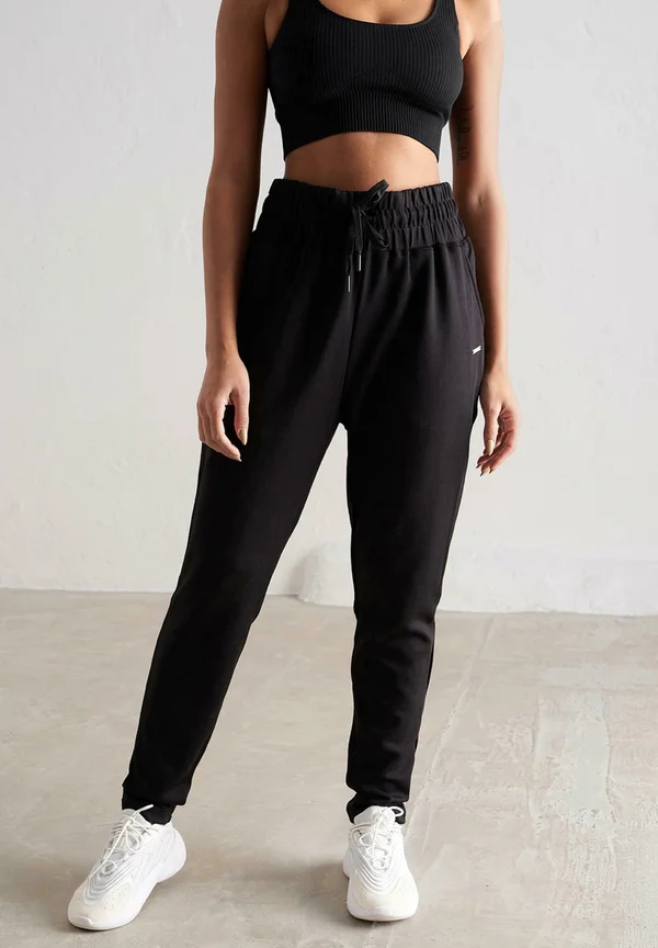 COMFY  - Jogginghose - black