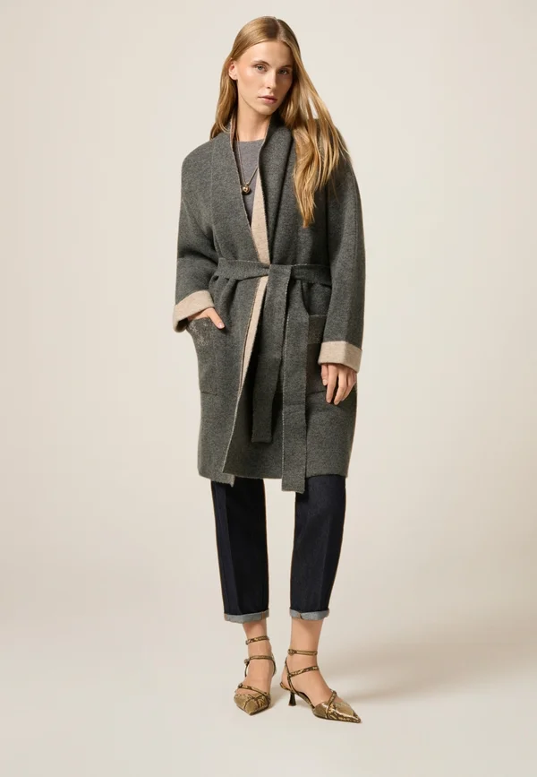 CON DETTAGLI LUMINOSI - Strickjacke - grigio