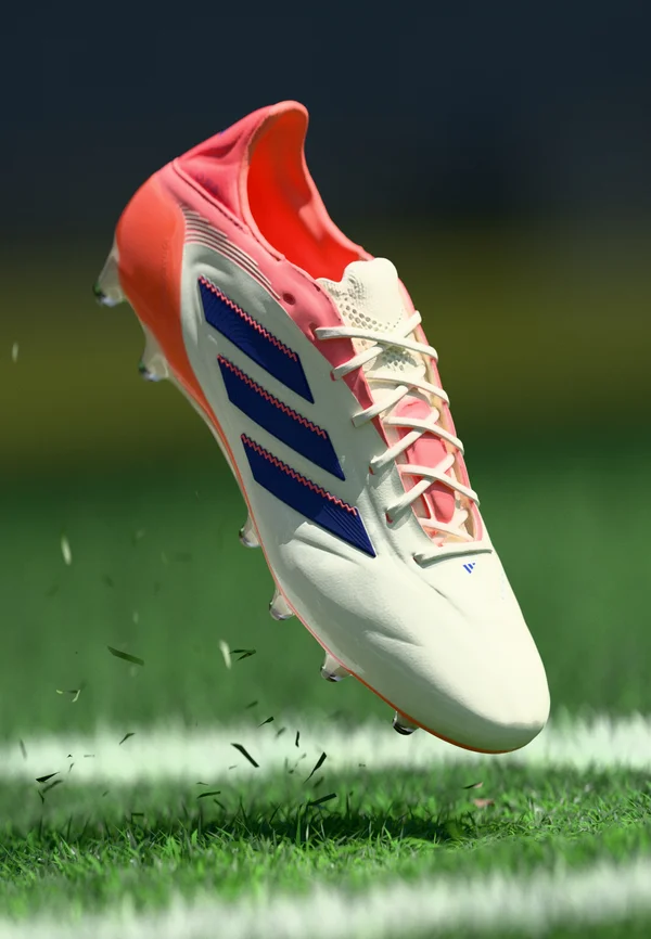 COPA PURE III ELITE ARTIFICIAL GROUND FOOTBALL BOOTS - Fußballschuhe Kunstrasen - off white/lucid blue/signal coral