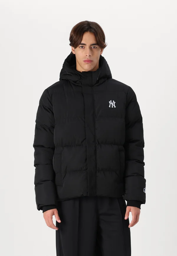 CORE JACKET - Winterjacke - black