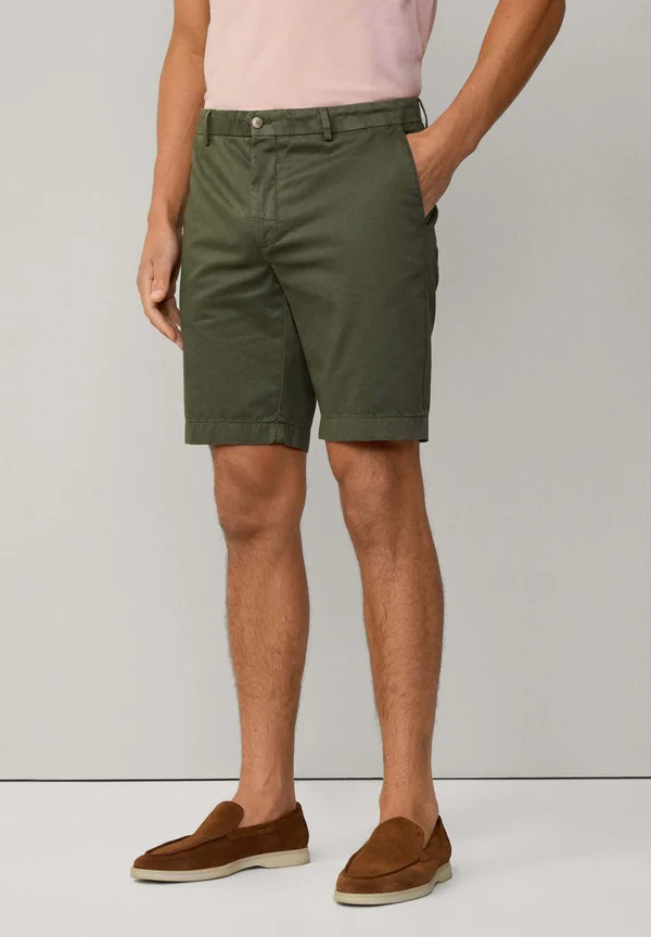 CORE KEN - Shorts - thyme green
