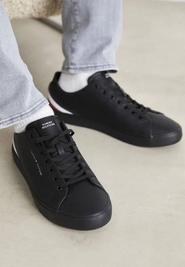 CORE  - Sneaker low - triple black