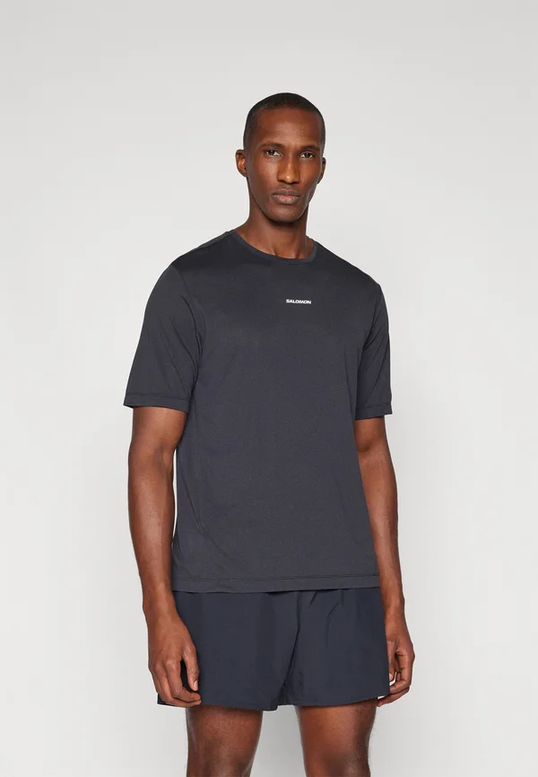 CORE TEE - Sport T-Shirt - deep black