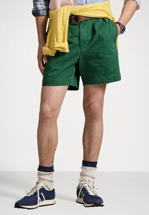 CORMAC CLASSIC FIT CHINO SHORT UNISEX - Shorts - kelly green