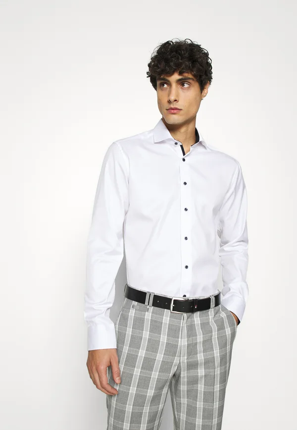 COVER SHIRT - SLIM FIT - Businesshemd - weiß