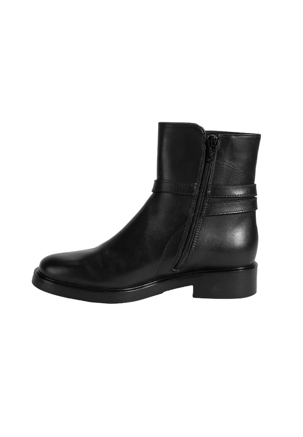 Cowboy-/Bikerstiefelette - black