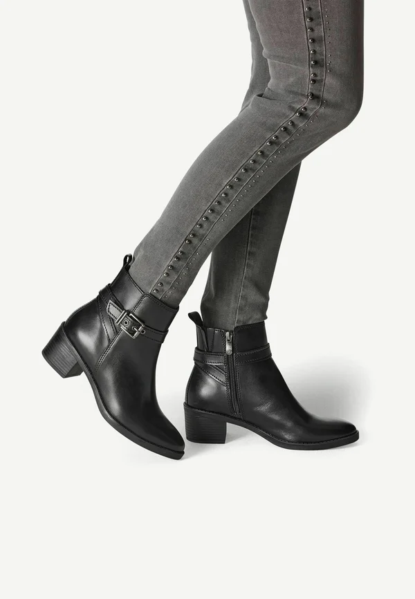 Cowboy-/Bikerstiefelette - black