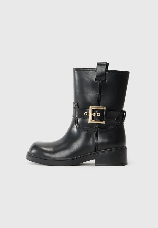 Cowboy-/Bikerstiefelette - black