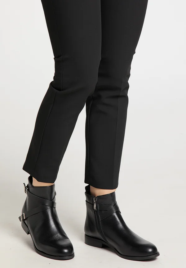 Cowboy-/Bikerstiefelette - schwarz