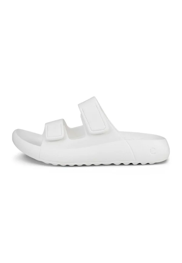COZMO E - Pantolette flach - bright white