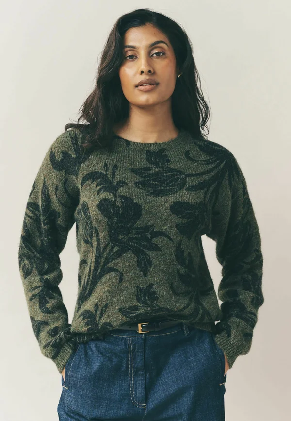CREW NECK - Strickpullover - olive green lloyd print