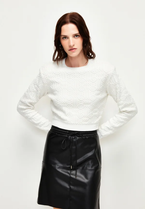 CROP  - Strickpullover - light beige