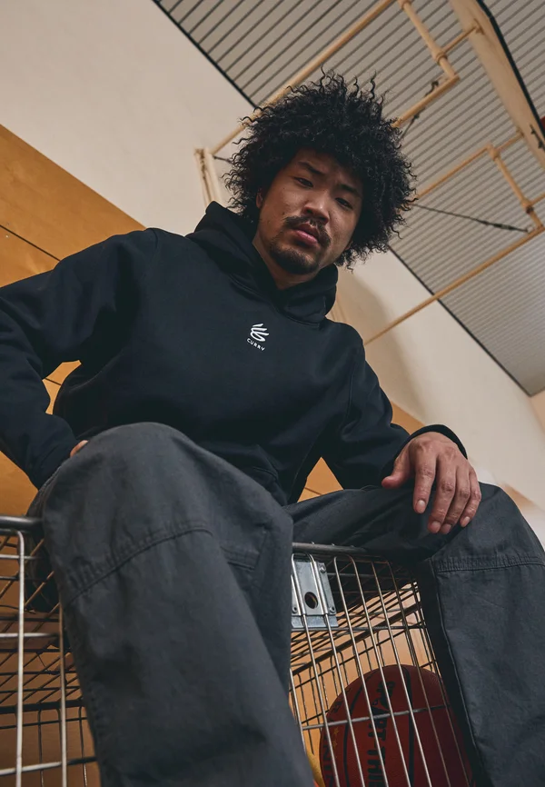CURRY SPLASH HOODIE - Kapuzenpullover - black