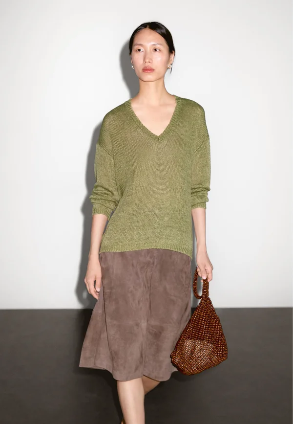 CUTWORK V-NECK - Strickpullover - green
