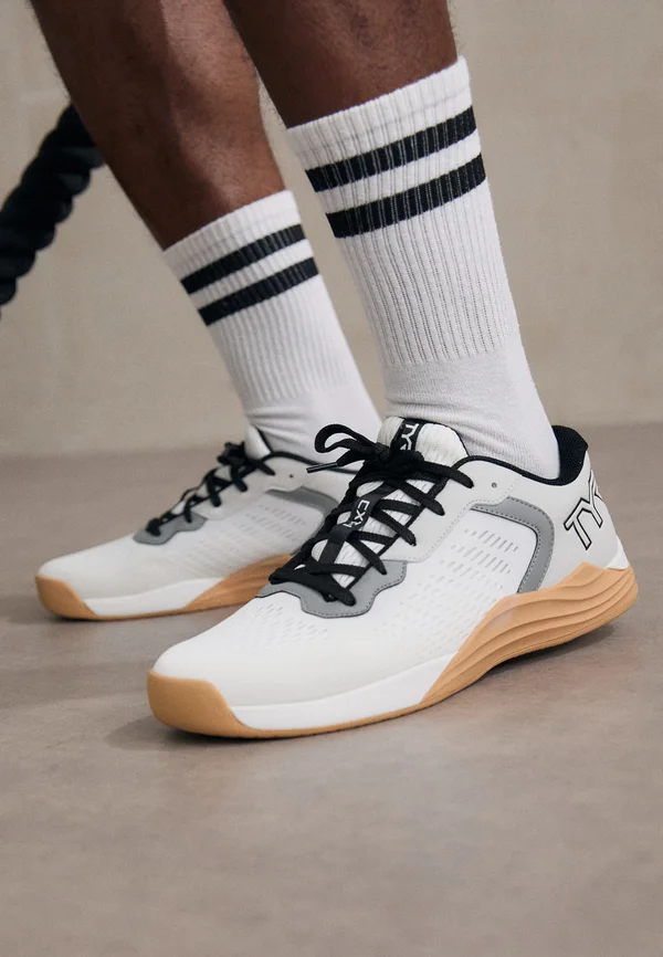 CXT1 TRAINER UNISEX - Trainingsschuh - white