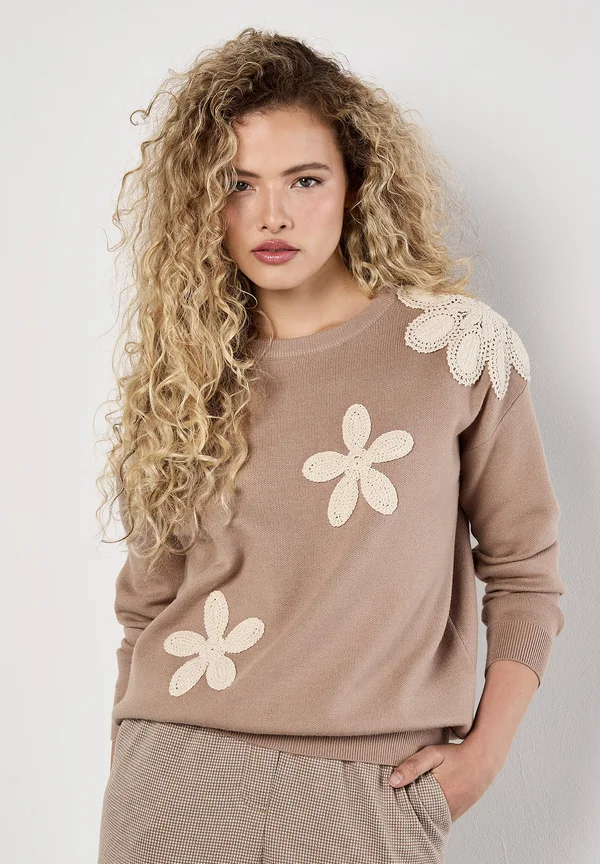 DAISIES - Strickpullover - stone