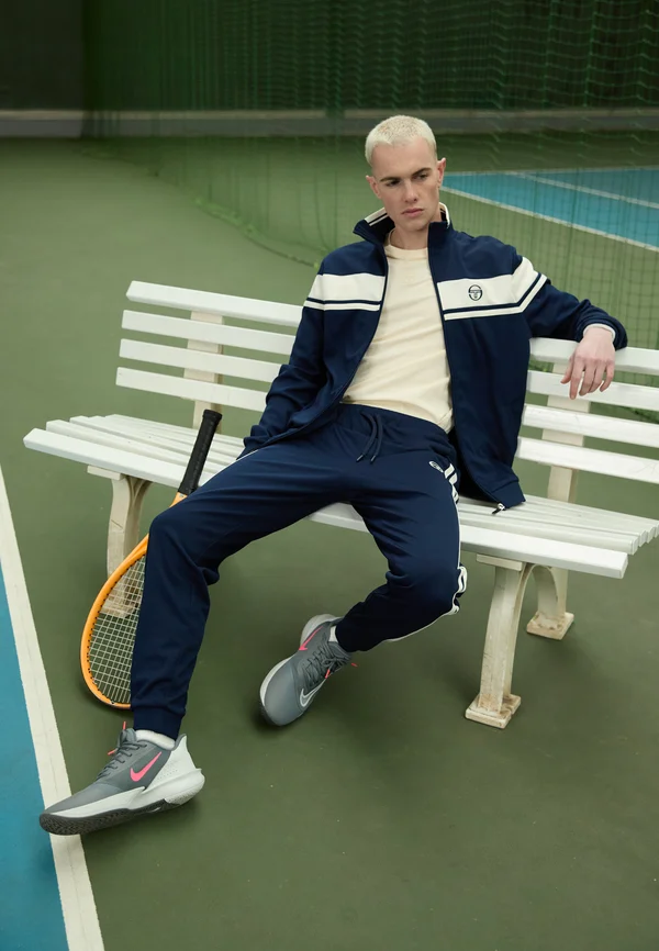 DAMARINDO TRACK SUIT SET - Trainingsanzug - maritime blue/gardenia