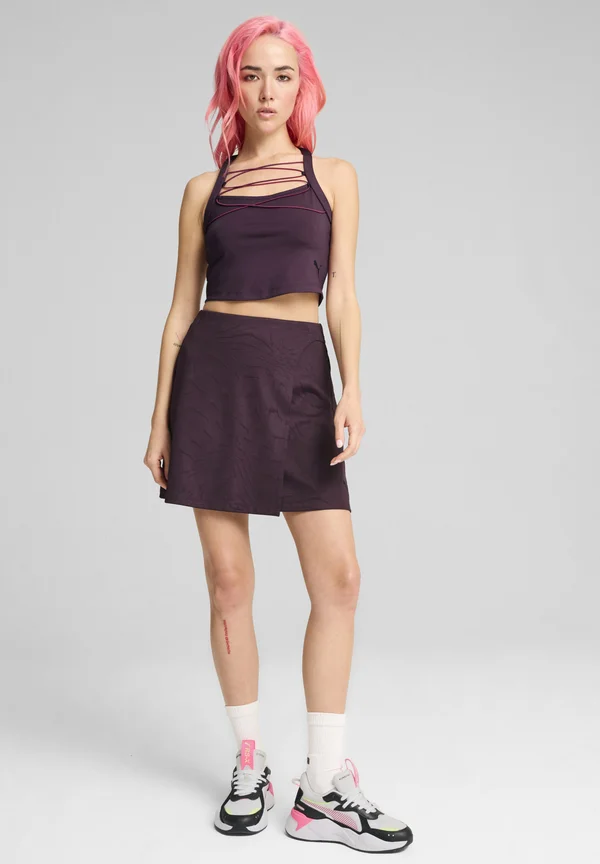 DARE TO CROP - Top - midnight plum