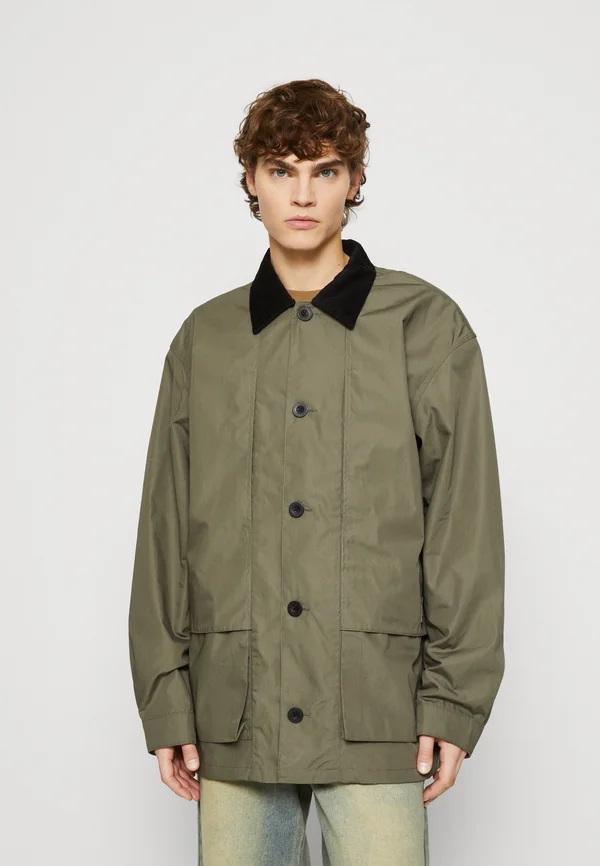 DARPER JACKET - Leichte Jacke - salvia/black