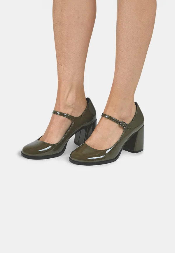 DÉCOLLETÉ MARY JANE - Pumps - verde