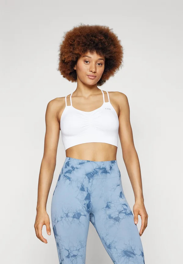 DEFINE SEAMLESS SCRUNCH BRA - Sport-BH mit mittlerer Stützkraft - white