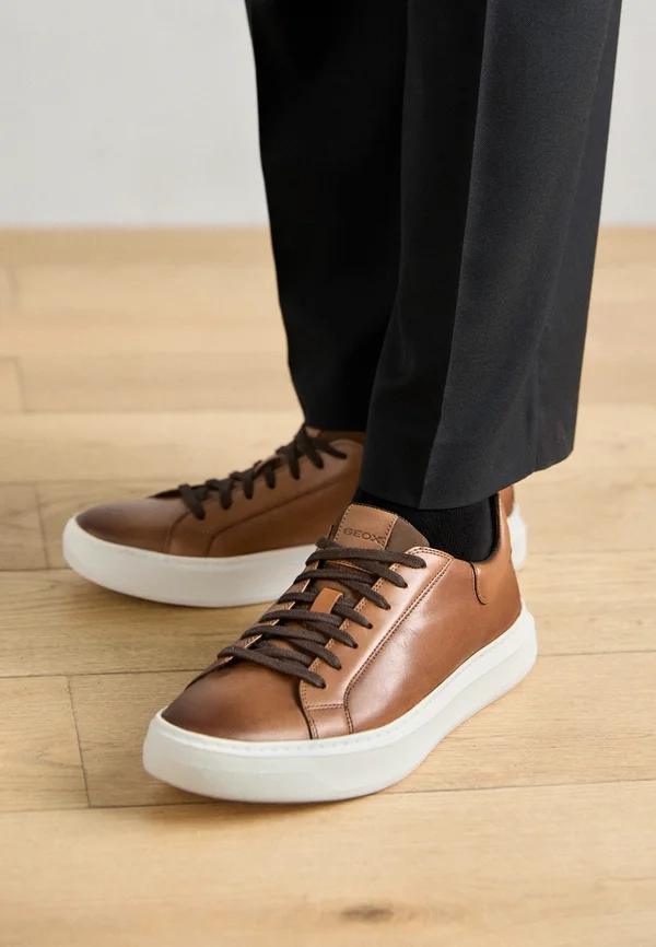 DEIVEN - Sneaker low - light brown