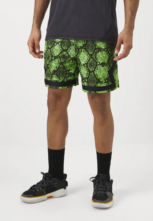 DIAMOND SHORT  - Kurze Sporthose - electric green/black