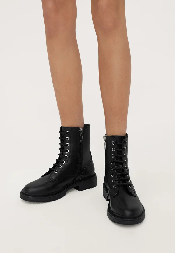 DILL - Schnürstiefelette - black