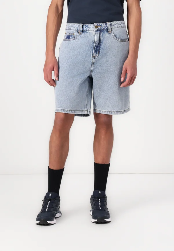 DOSED WALKSHORT - Jeans Shorts - washed blue