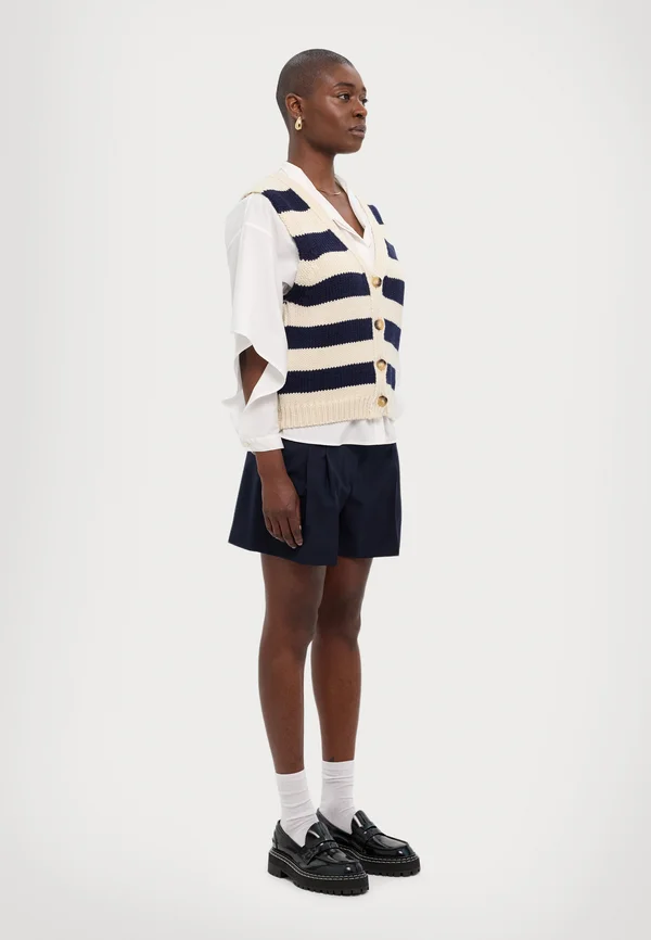 DOUNYA - Strickjacke - ecru/marine