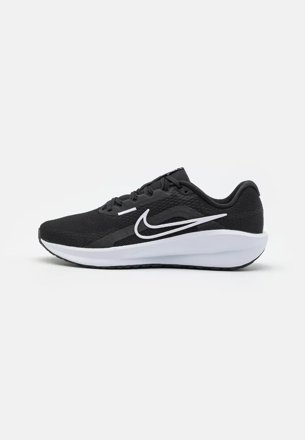 DOWNSHIFTER 13 - Sneaker low - black/white/dark smoke grey