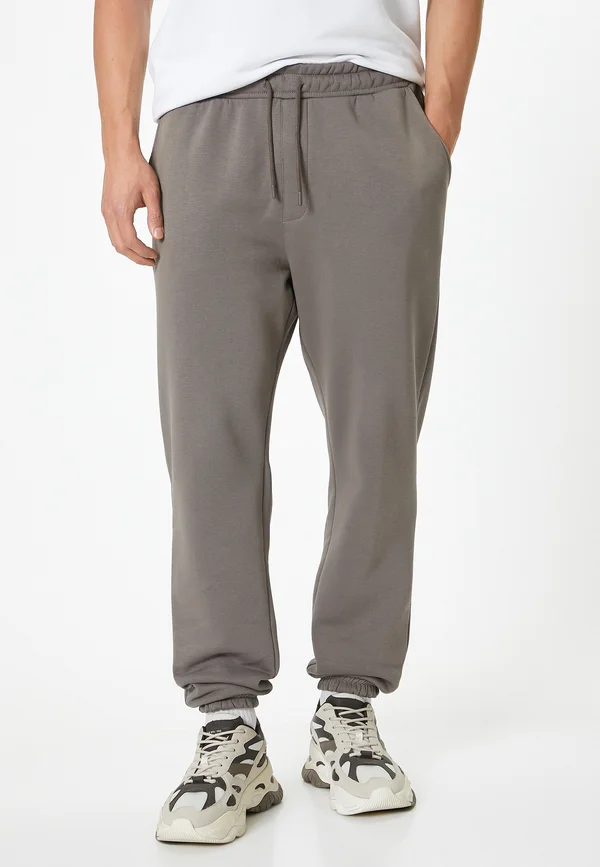 DRAWSTRING JOGGER - Jogginghose - brown