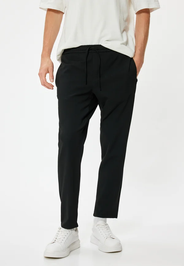 DRAWSTRING - Jogginghose - black