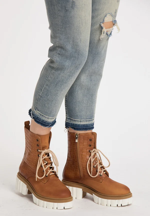 DREIMASTER SCHUHE - Plateaustiefelette - cognac