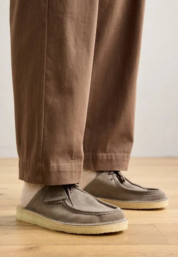DSRTNOMAD - Clogs - grey/sage