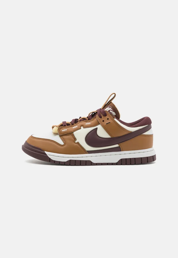 DUNK JUMBO UNISEX - Sneaker low - light british tan/burgundy/coconut milk/sail