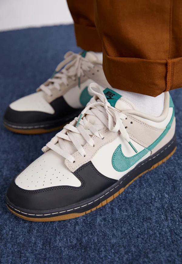 DUNK UNISEX - Sneaker low - light orewood brown/bicoastal/cream/black/dark brown
