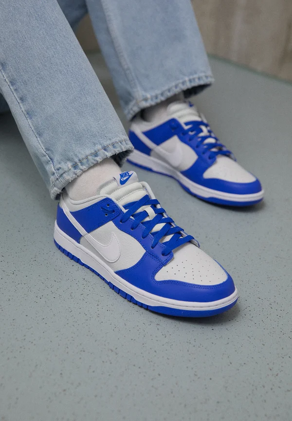 DUNK UNISEX - Sneaker low - photon dust/white/racer blue