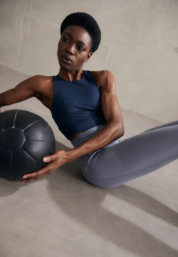 DYLAN BRA - Sport-BH mit mittlerer Stützkraft - midnight