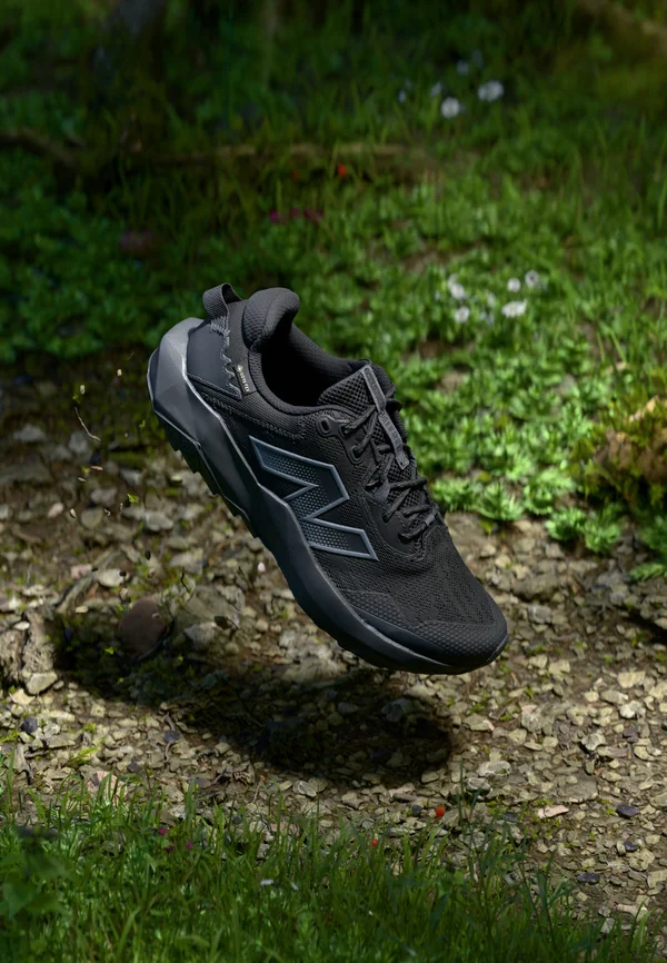 DYNASOFT NITREL V6 GTX - Laufschuh Trail - black