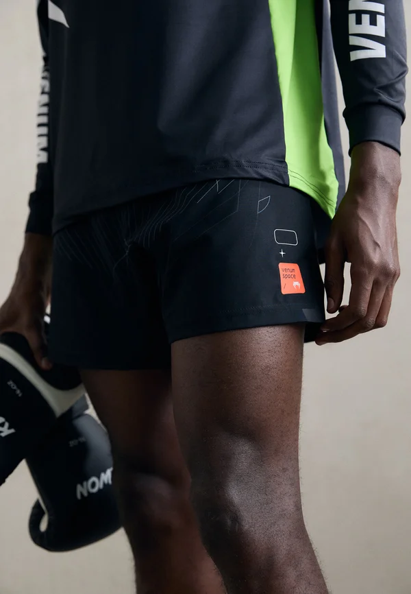 ECLIPSE - Kurze Sporthose - black/ivory