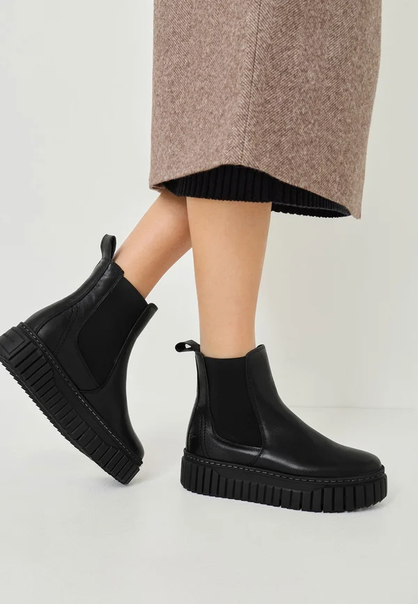 ELEGANTE - Plateaustiefelette - black leather