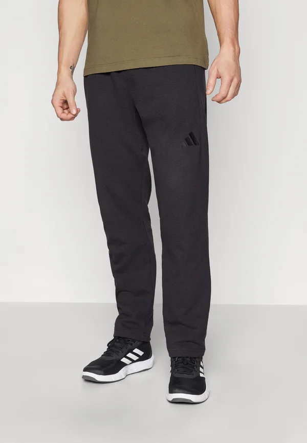 ELEVATED ALL SZN CLOUD REGULAR - Jogginghose - black