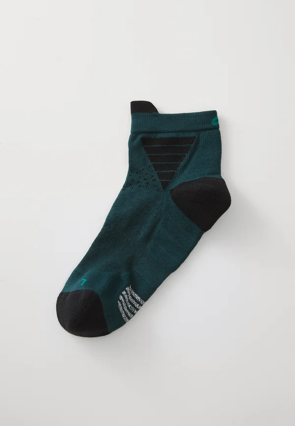 ELITE FUJITRAIL QUARTER SOCK UNISEX - Sportsocken - rainy lake