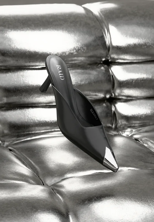 ELKANA - Pantolette hoch - black