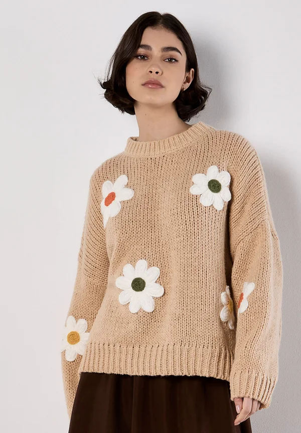 EMBROIDERED DAISY - Strickpullover - stone