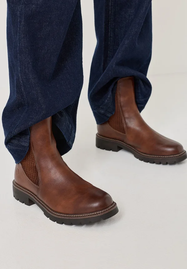 À ENFILER - Stiefelette - cognac